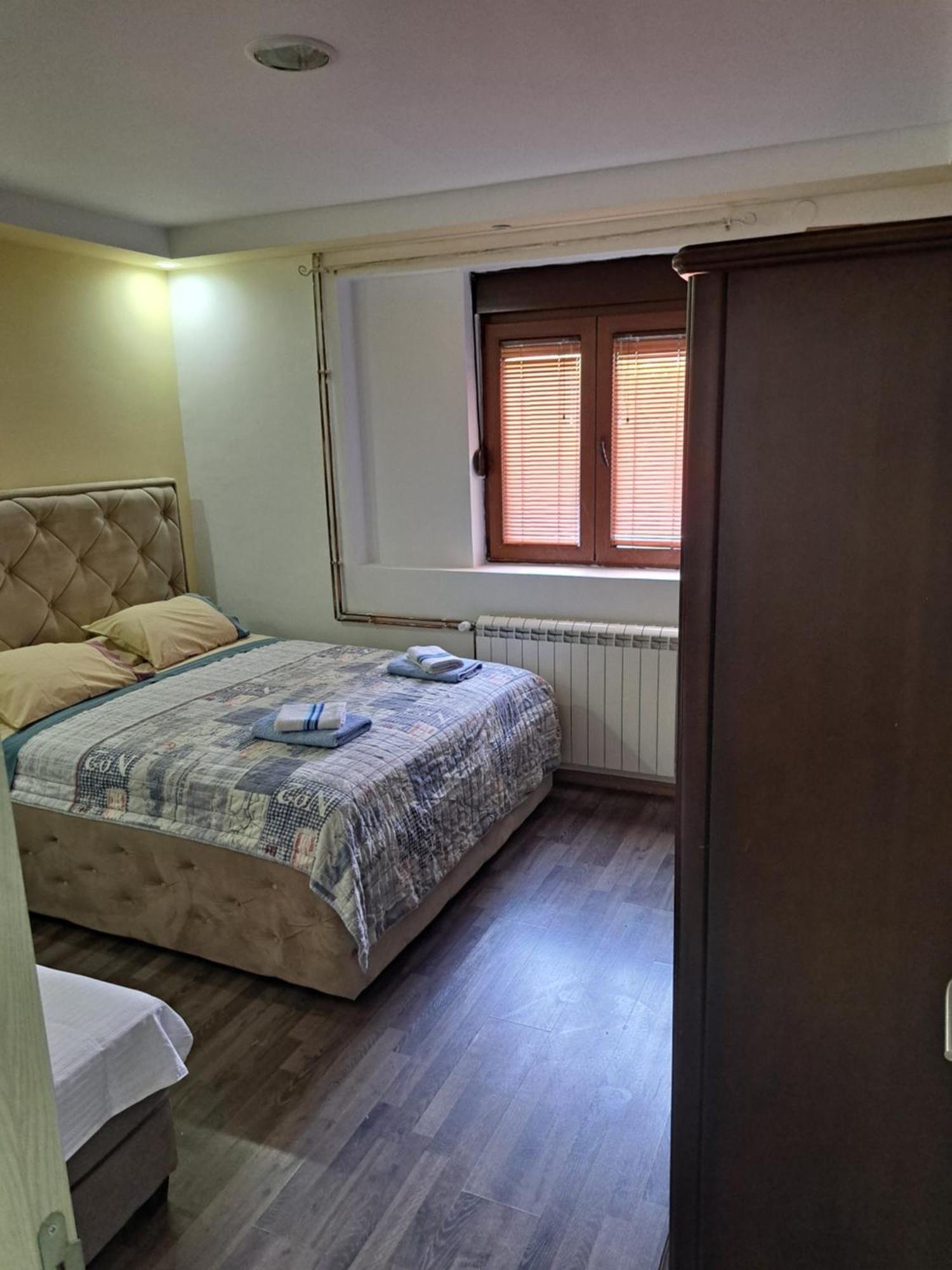 Apartments Erakovic Nikšić Buitenkant foto