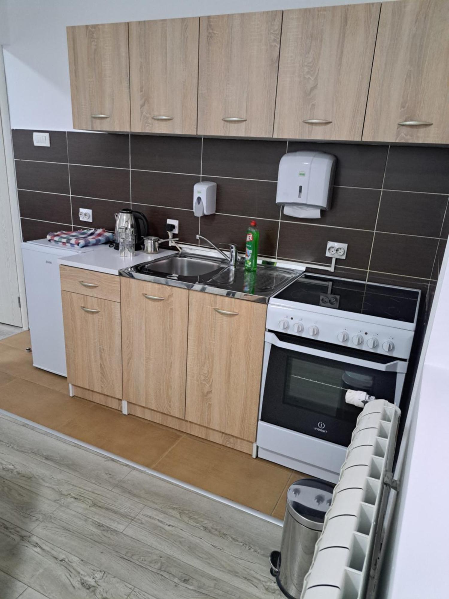 Apartments Erakovic Nikšić Buitenkant foto
